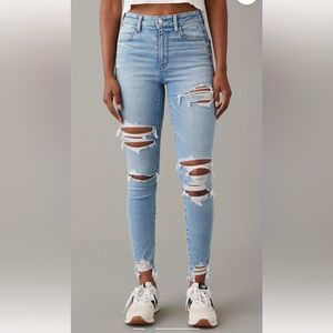 American Eagle Ripped jeans